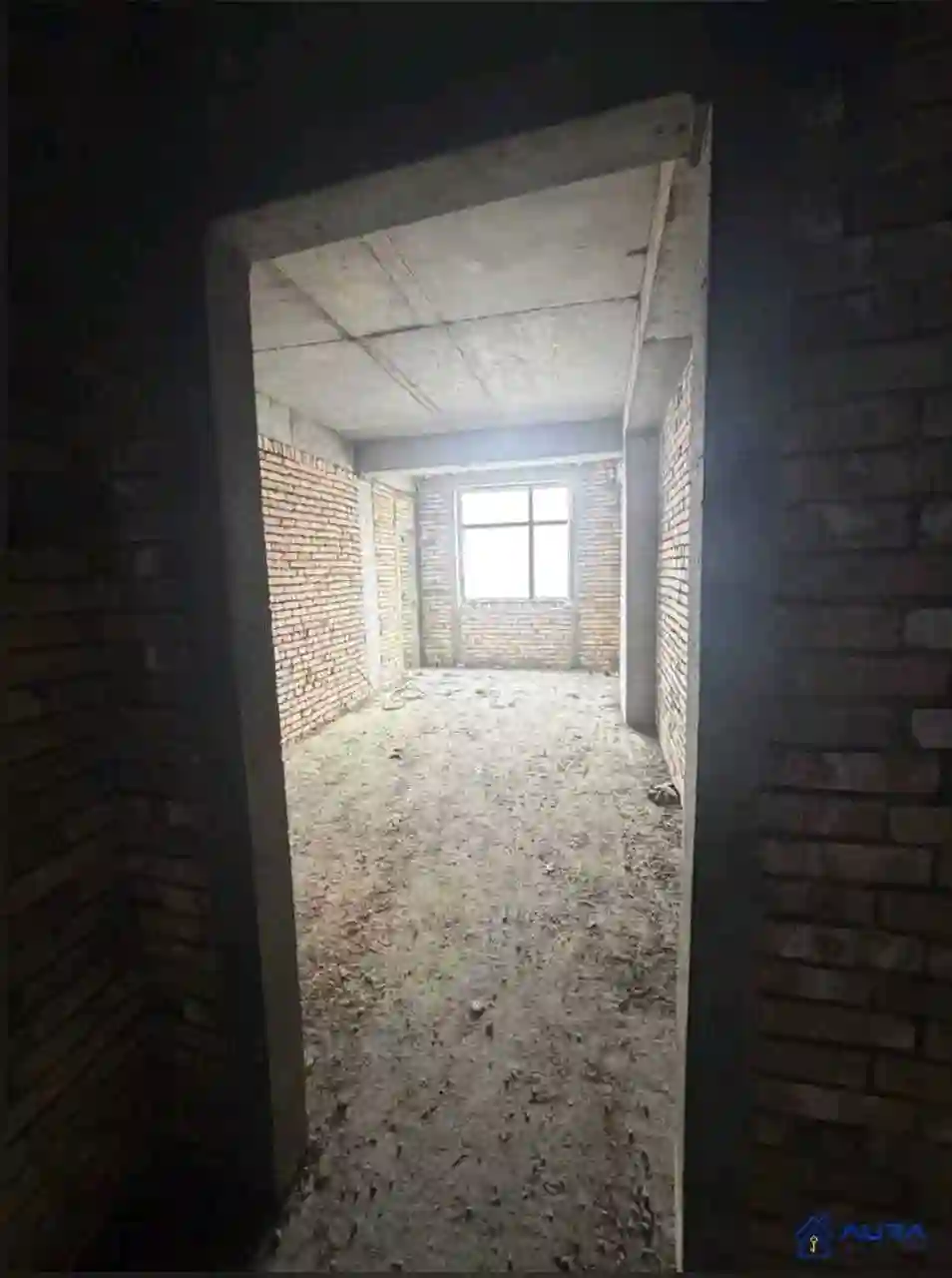 3-к квартира, 6 этаж, 90 м², Фирдавси