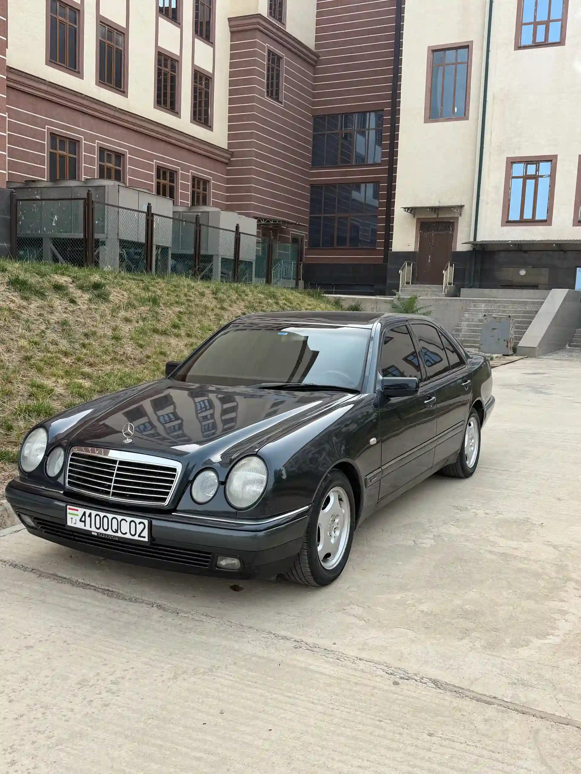 Mercedes-benz E class 1998