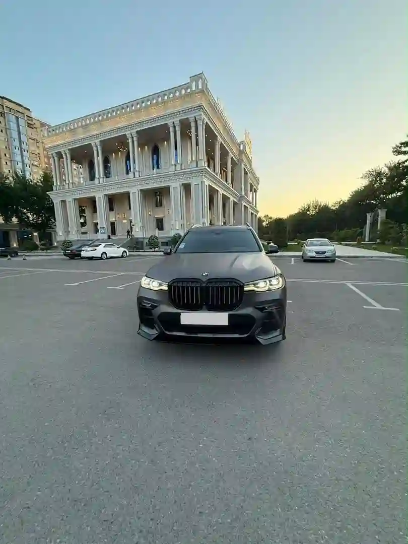 BMW X7 2020