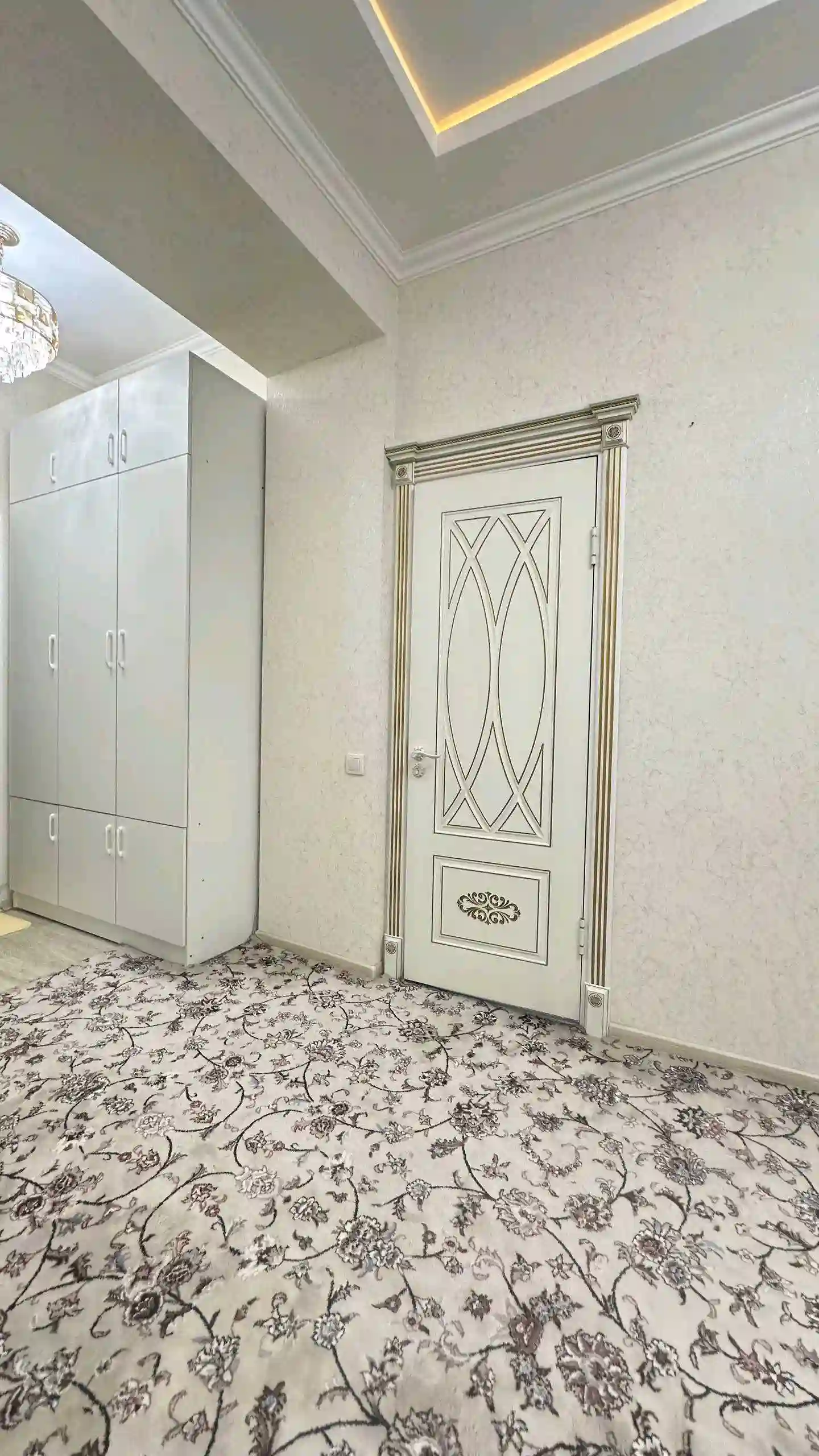 4-к квартира, 19 этаж, 143 м², Сомони