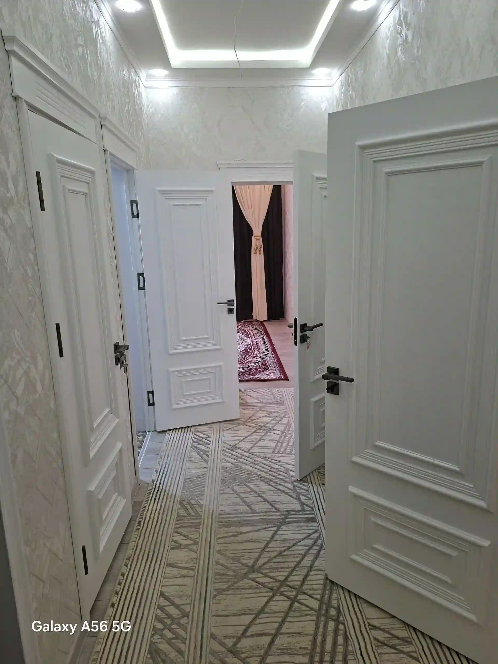 3-к квартира, 13 этаж, 80 м², Фирдавси