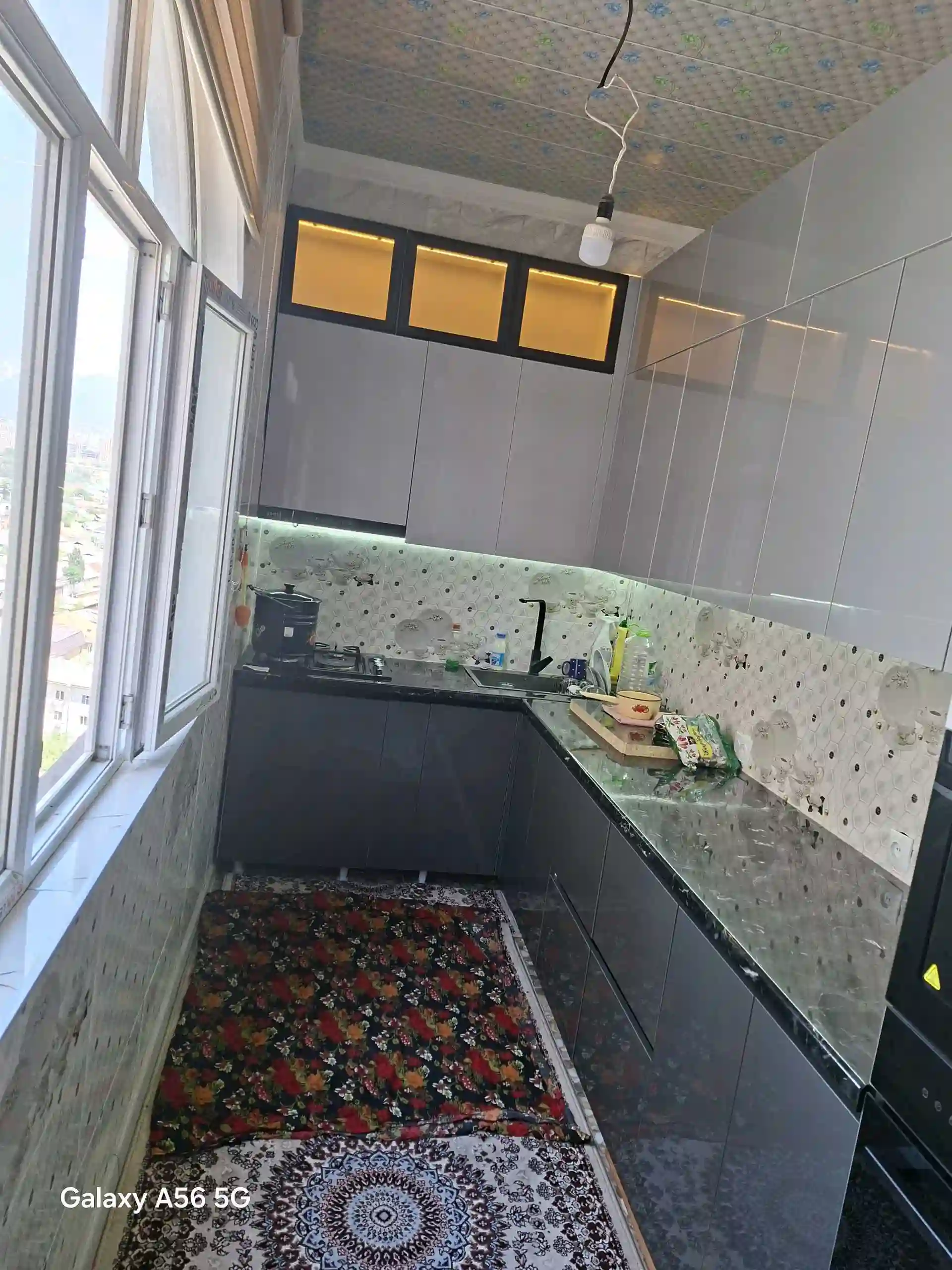 3-к квартира, 13 этаж, 80 м², Фирдавси