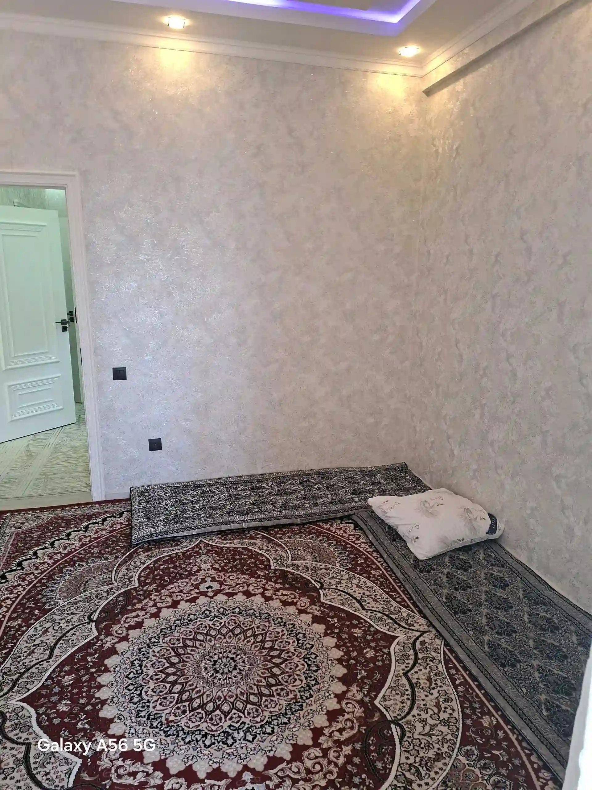 3-к квартира, 13 этаж, 80 м², Фирдавси