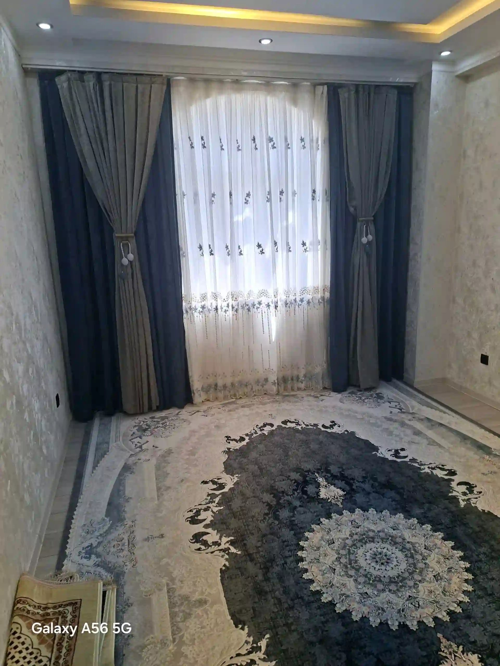 3-к квартира, 13 этаж, 80 м², Фирдавси