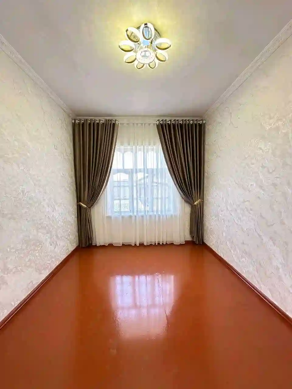 6-к квартира, 1 этаж, 110 м², Сино