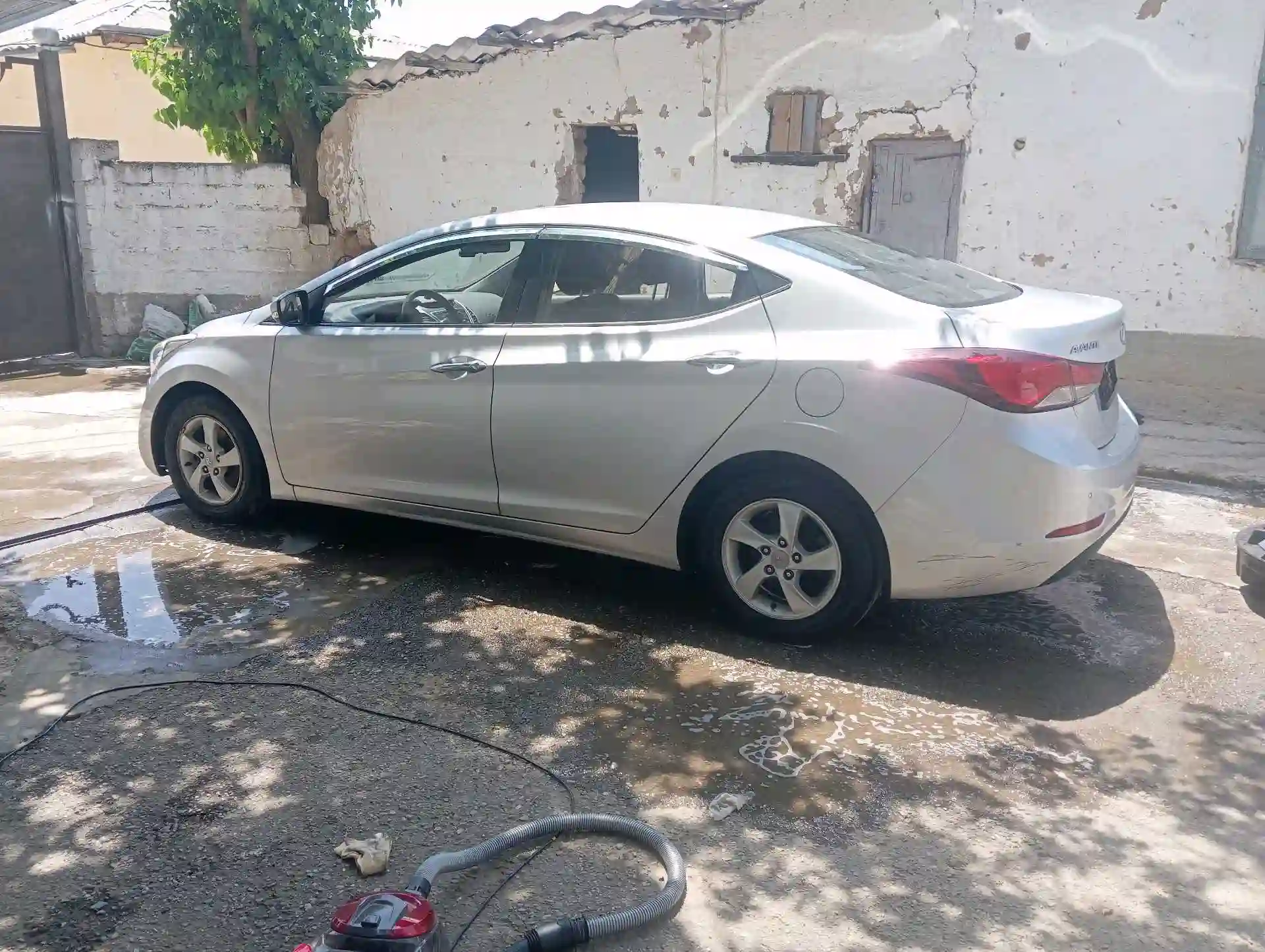 Hyundai Avante 2014