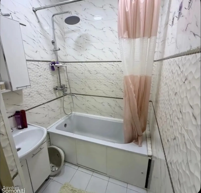 2-комн. квартира, 8 этаж, 65м², Сино