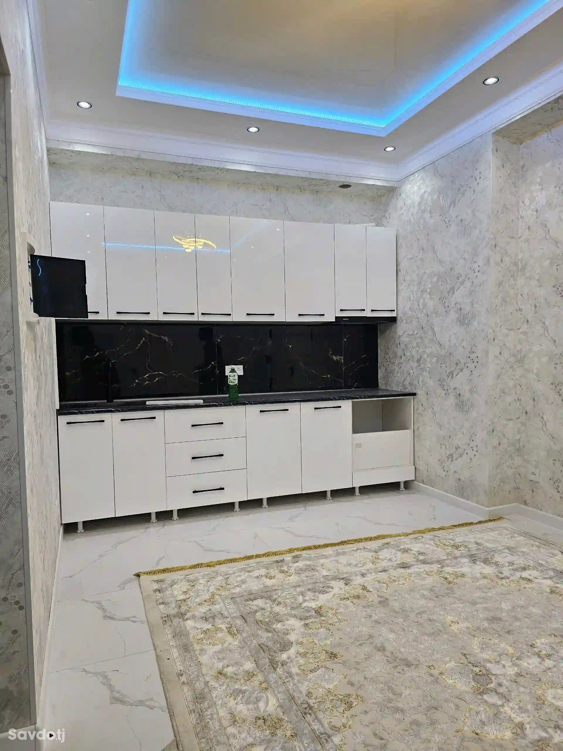 2-к квартира, 3 этаж, 77 м², Сино