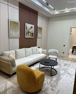 2-комн. квартира, 10 этаж, 82м², Шохмансур