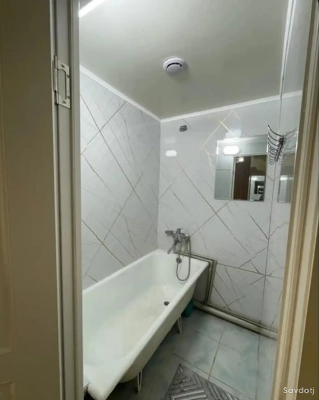 2-комн. квартира, 5 этаж, 68м², Фирдавси