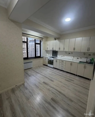 3-комн. квартира, 10 этаж, 113м², Шохмансур