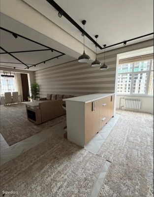 2-комн. квартира, 13 этаж, 141м², Сомони