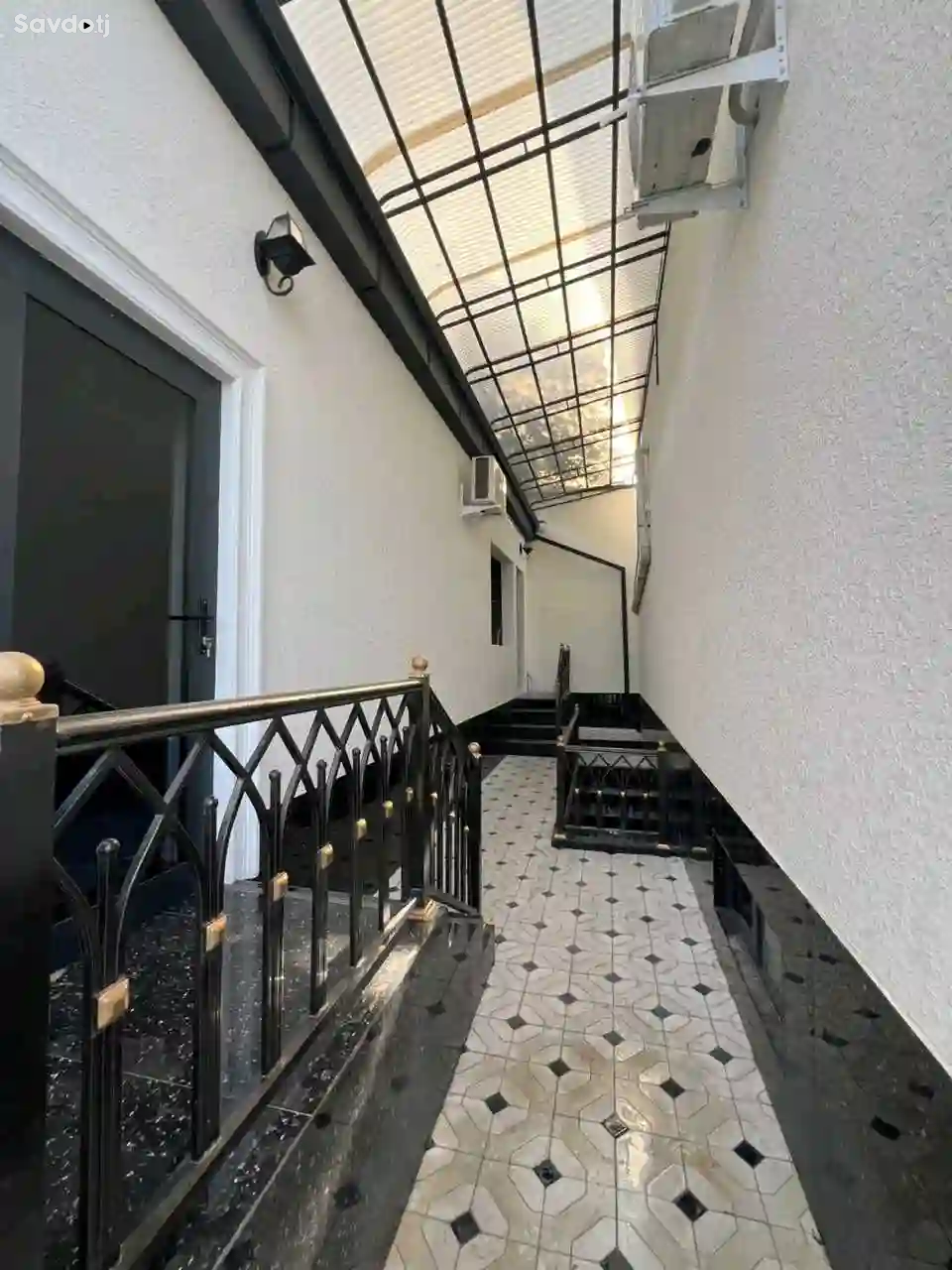 2 этажный, 6-комн. дом, 200 м², 4 соток, Сино