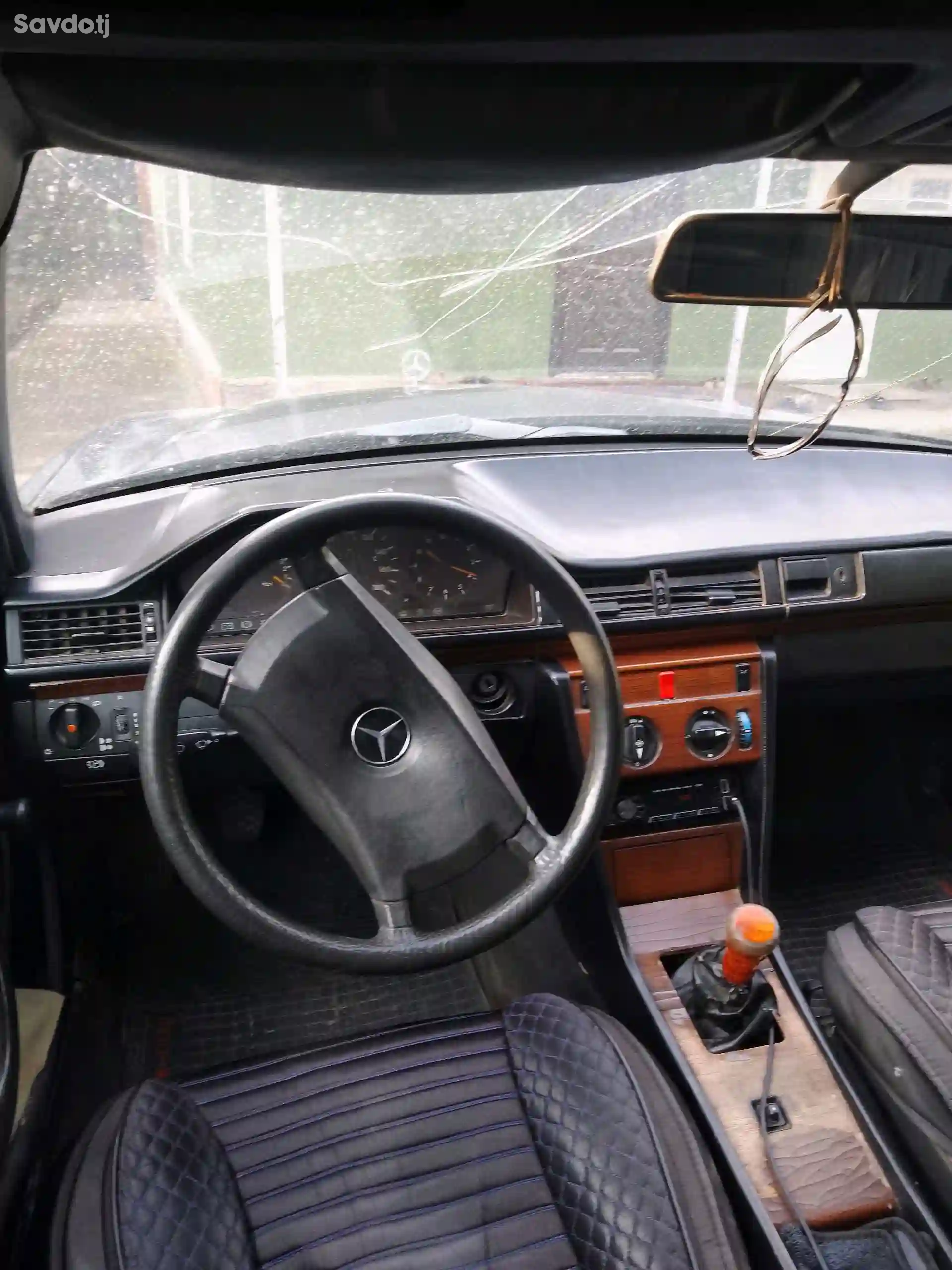 Mercedes-benz W124 1992 — миниатюра 2
