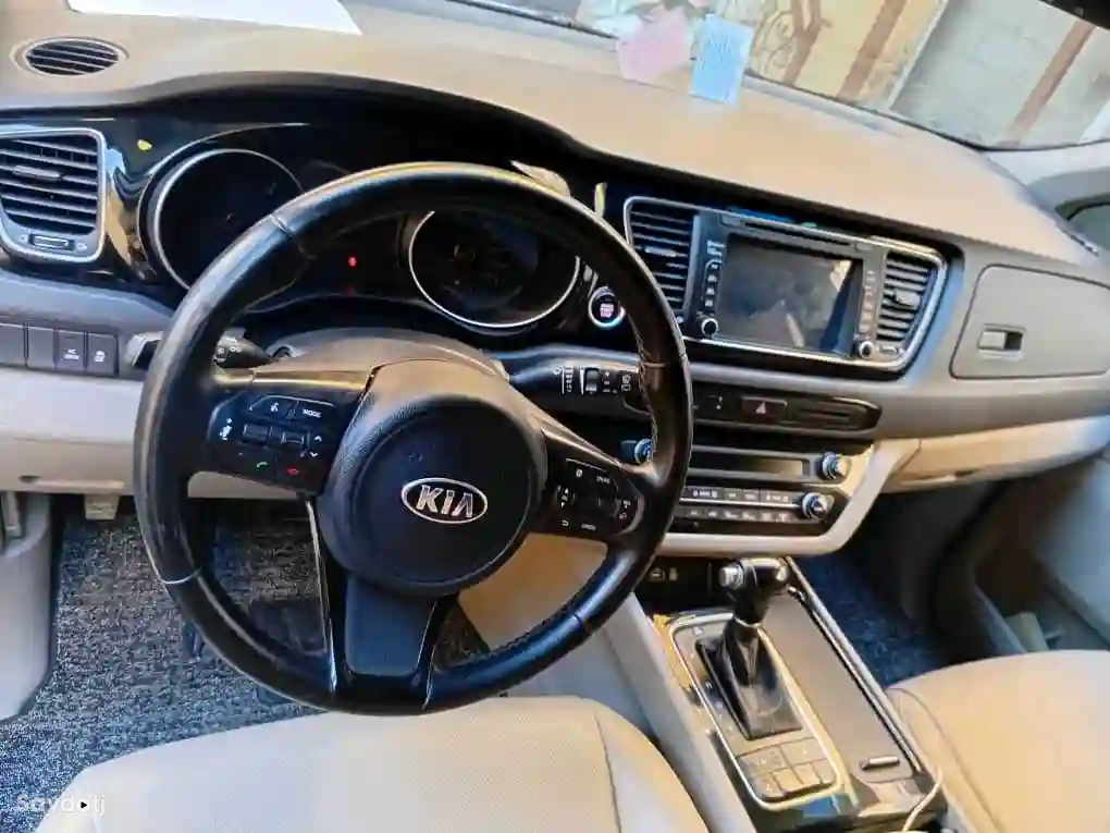 Kia Carnival 2014