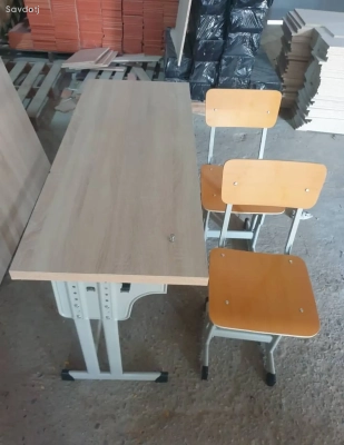 Школьная парта