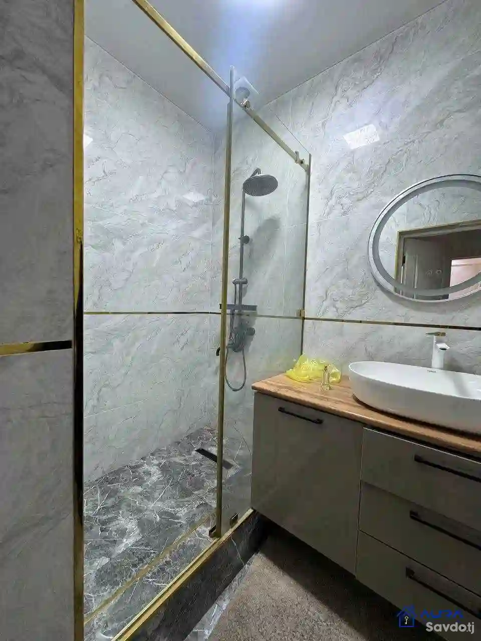 3-к квартира, 8 этаж, 93 м², И Сомони