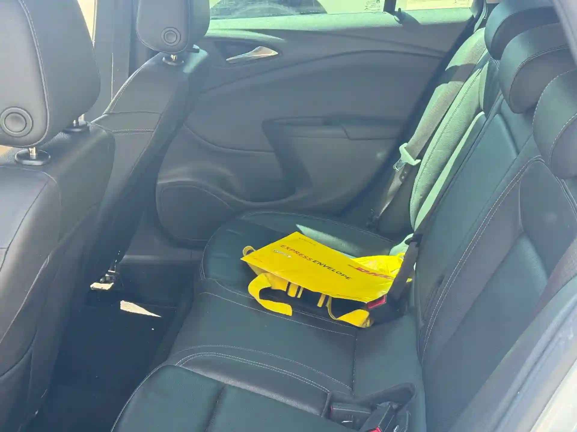 Opel Astra K 2017 — миниатюра 12