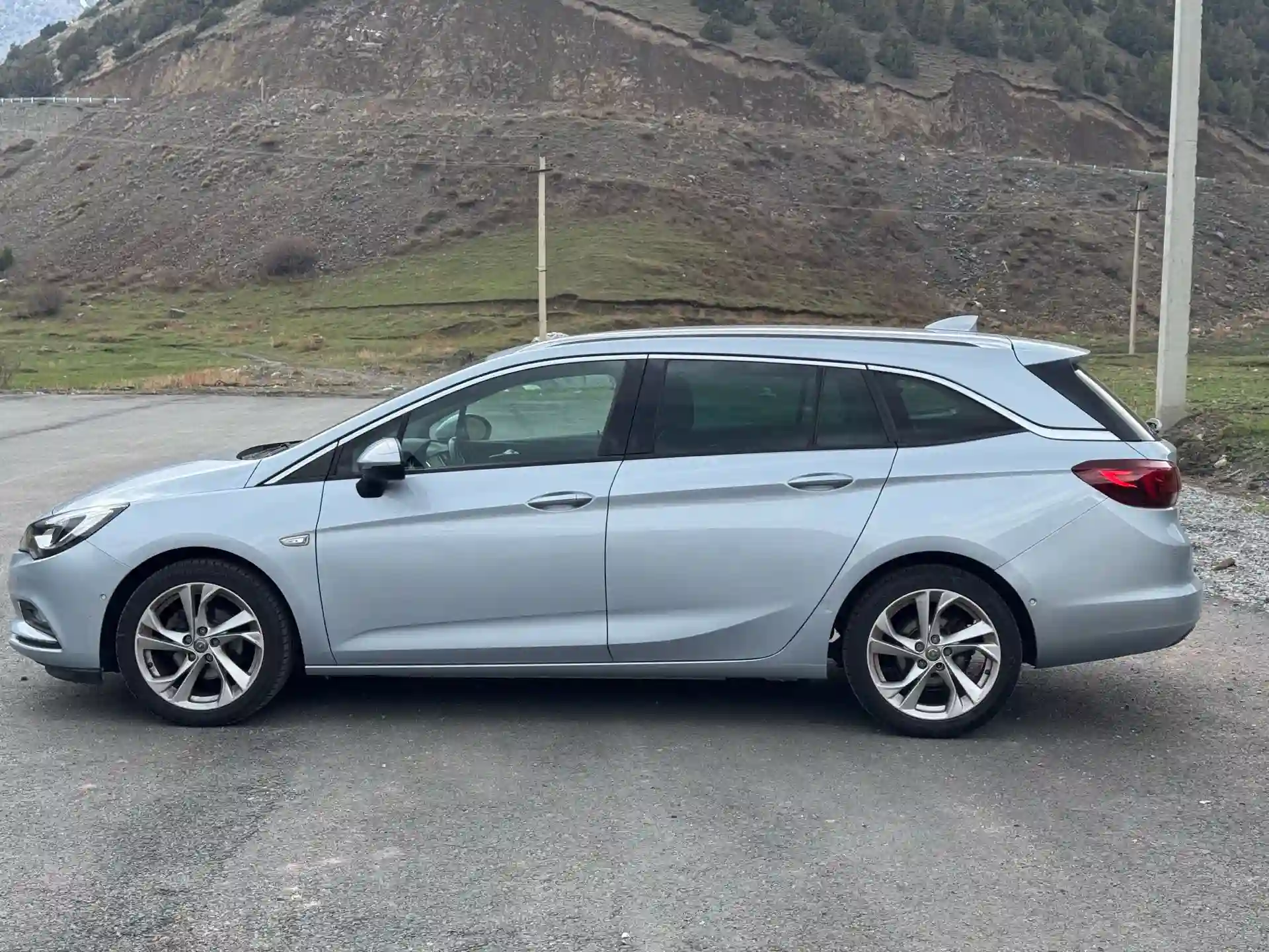 Opel Astra K 2017 — миниатюра 5