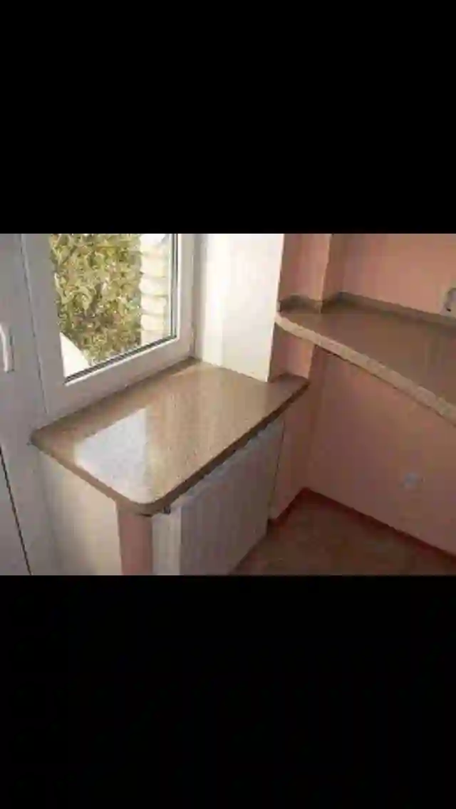 Подоконники из искусственного и кварцевого камня 