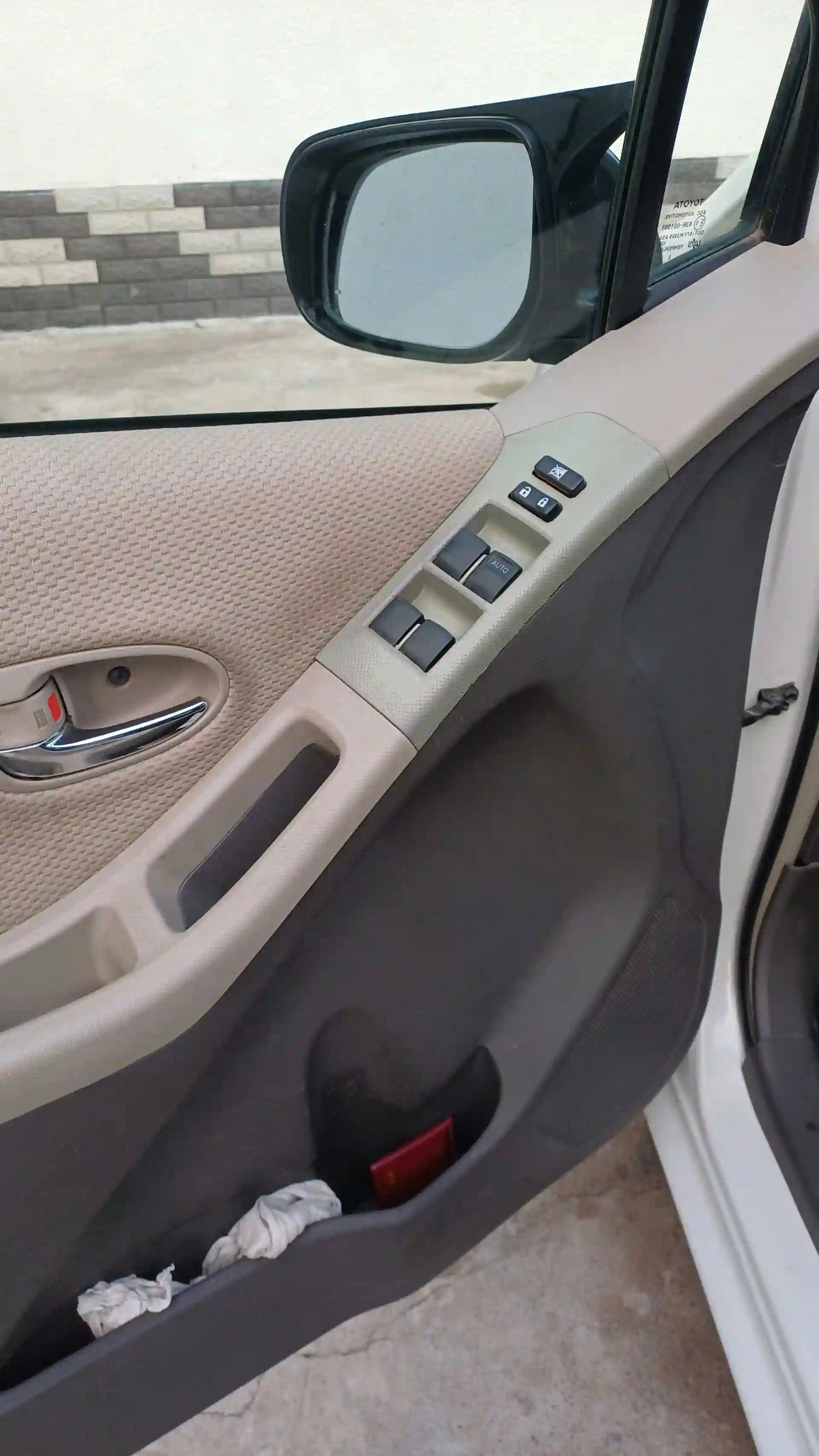 Toyota Vitz 2010
