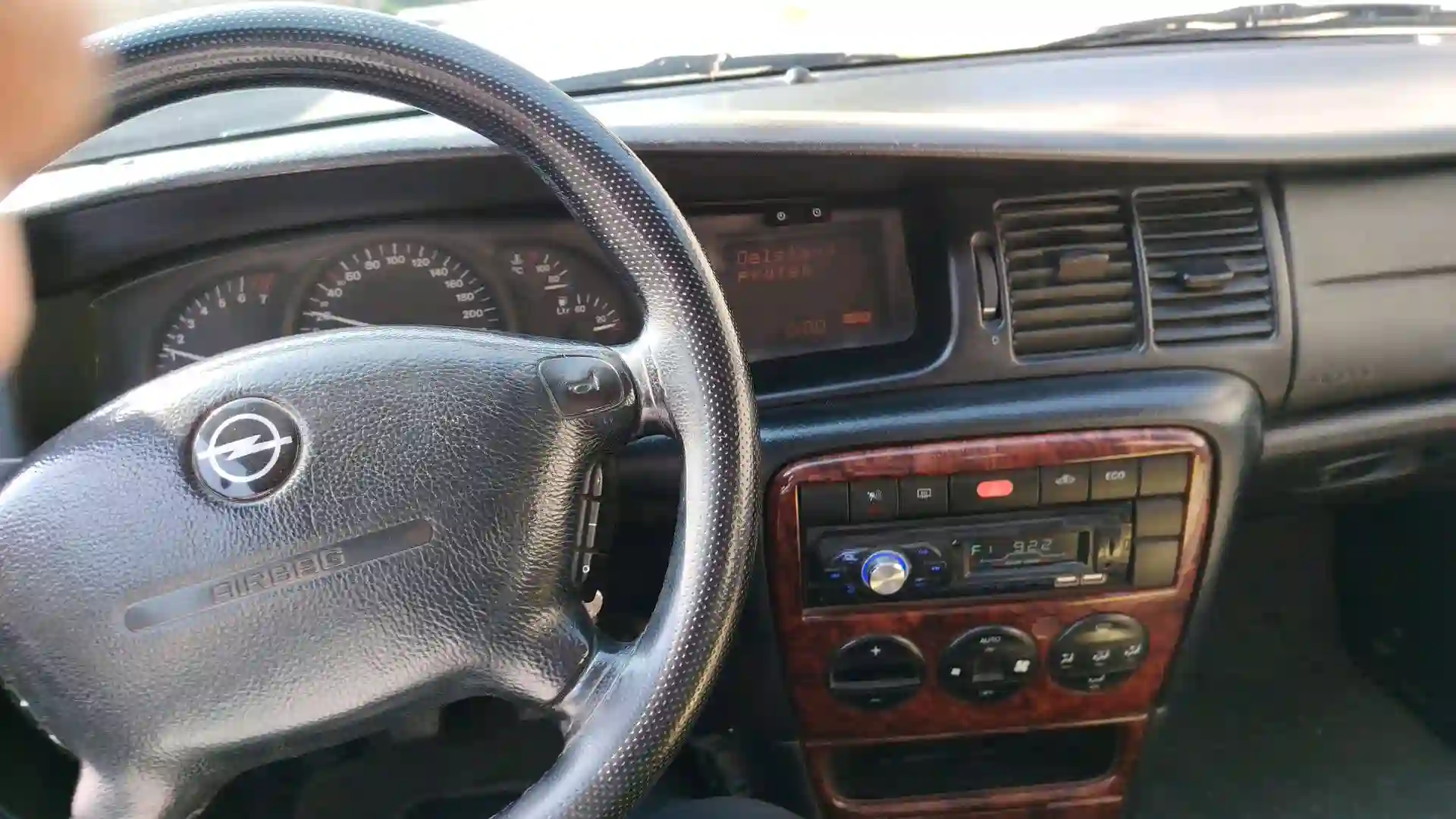 Opel Vectra b 1999 — миниатюра 2
