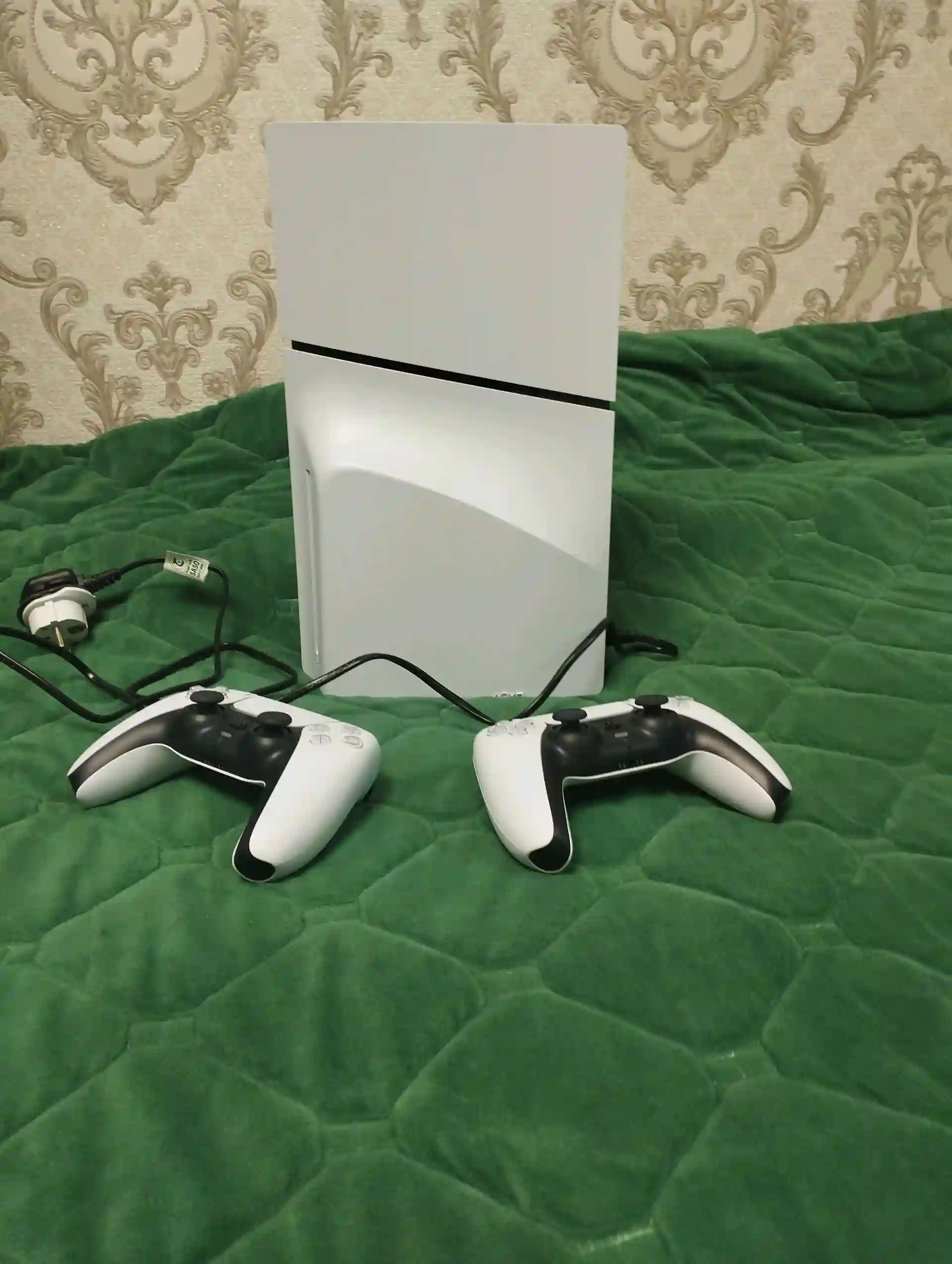 Play Station R 5