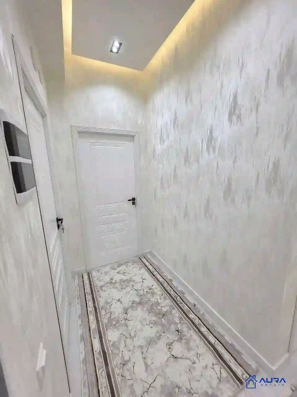 2-к квартира, 3 этаж, 67 м², Фирдавси