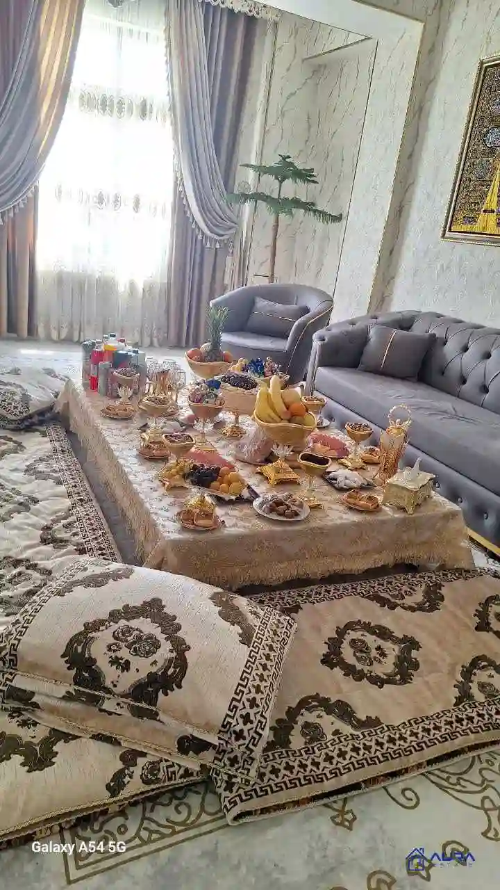 2-к квартира, 18 этаж, 60 м², Сино