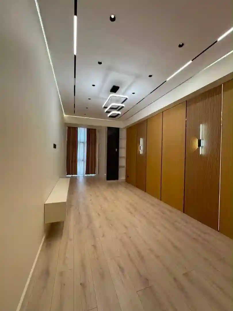 3-к квартира, 14 этаж, 110 м², зелёни базар