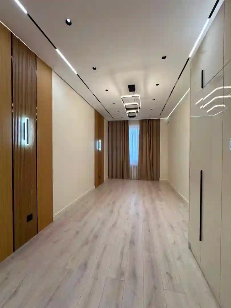 3-к квартира, 14 этаж, 110 м², зелёни базар