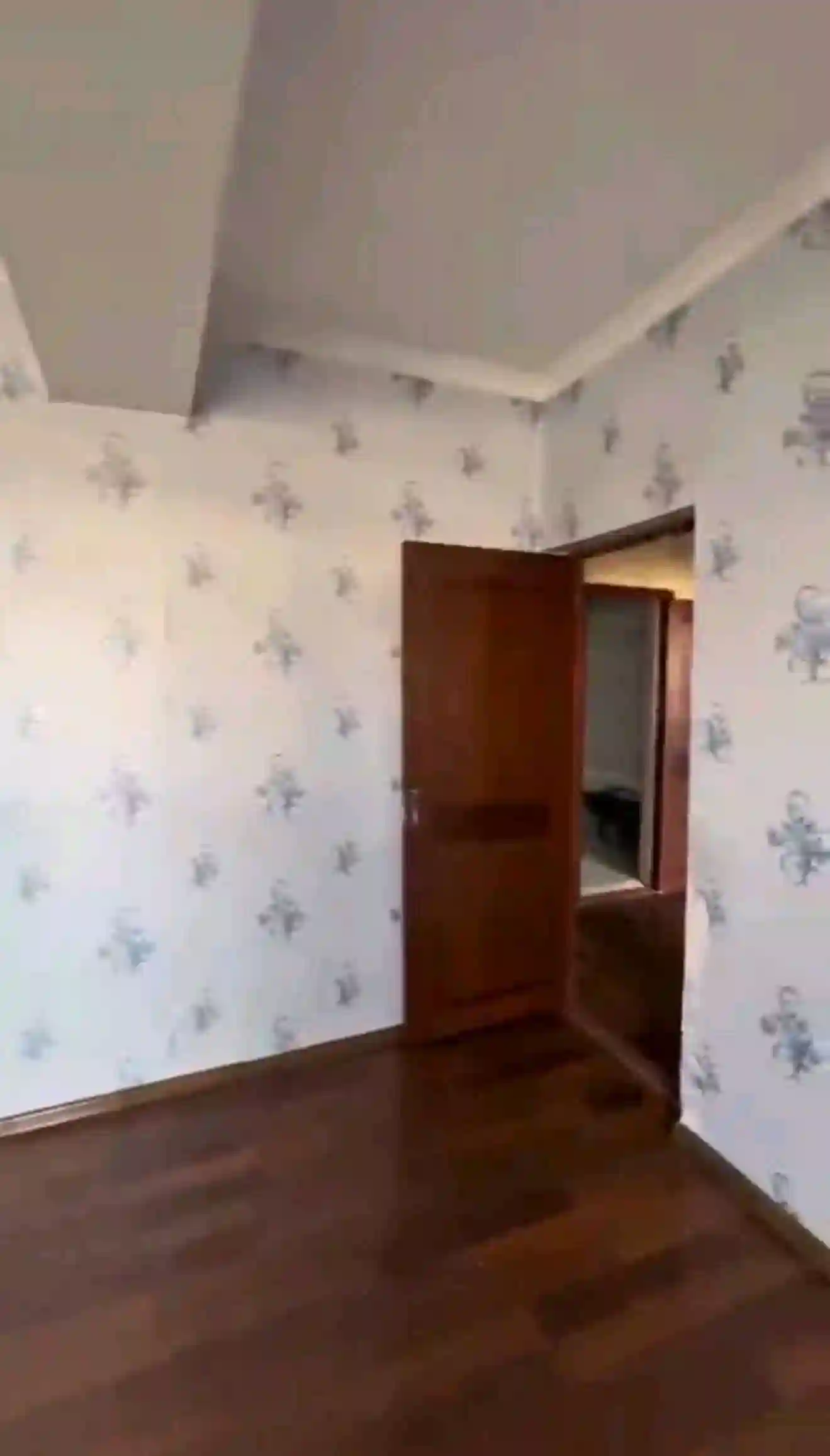 1-к квартира, 4 этаж, 54 м², Фирдавси