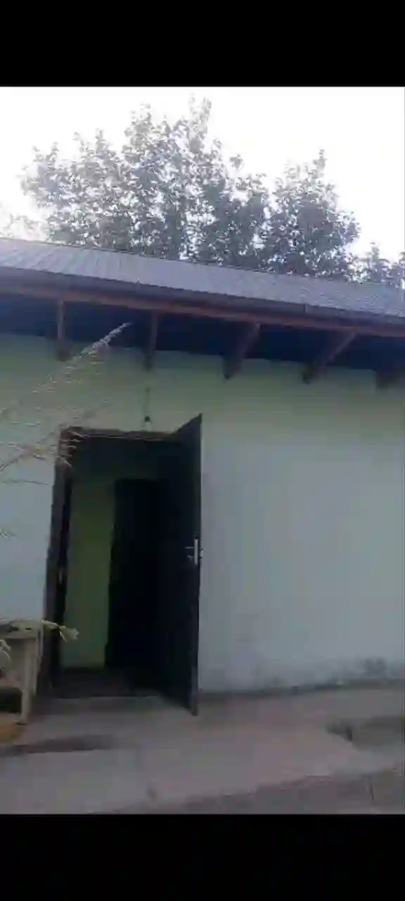 2-к квартира, 1 этаж, 54 м², Шохмансур