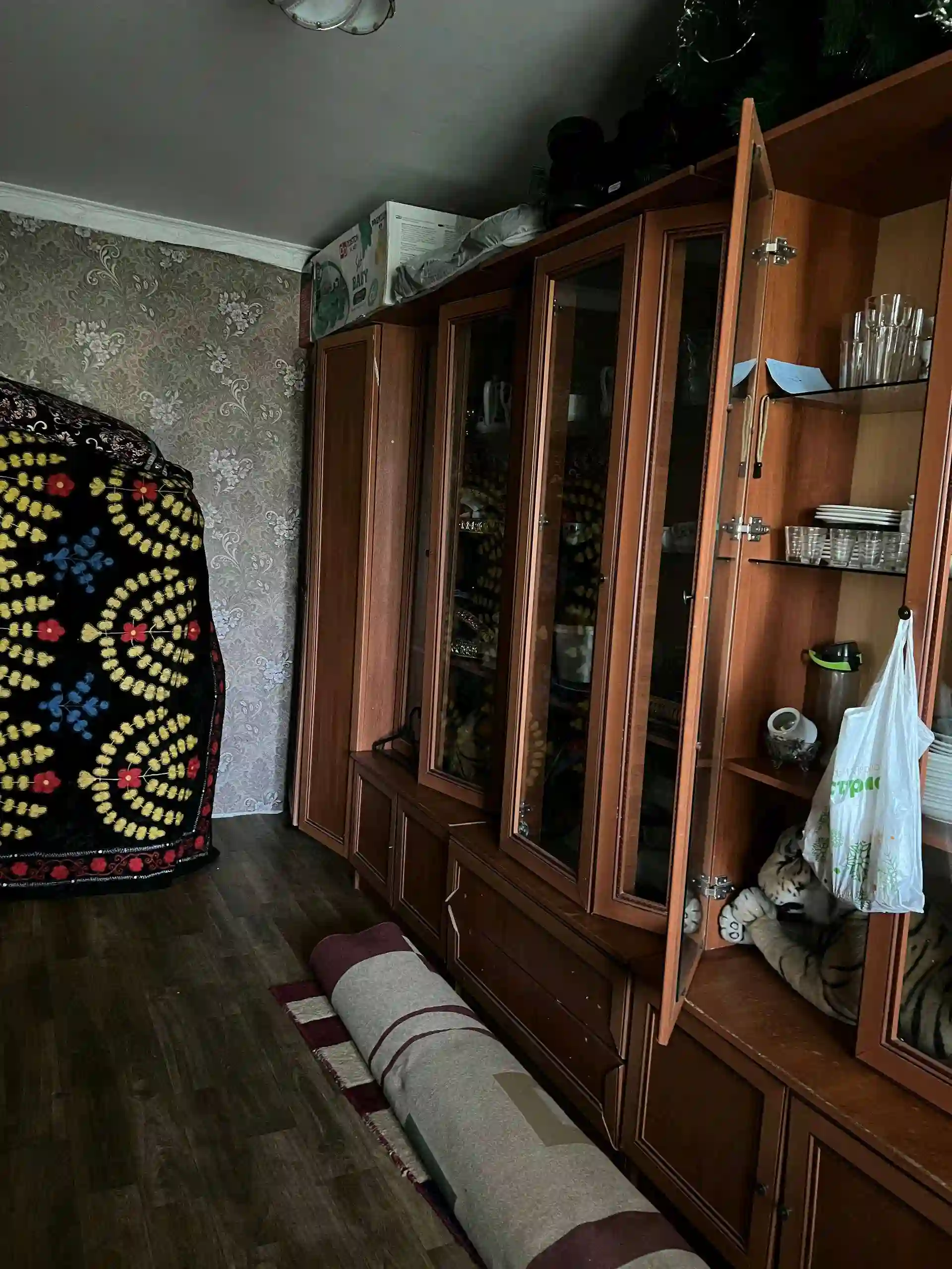 5-к квартира, 4 этаж, 99 м², Фирдавси