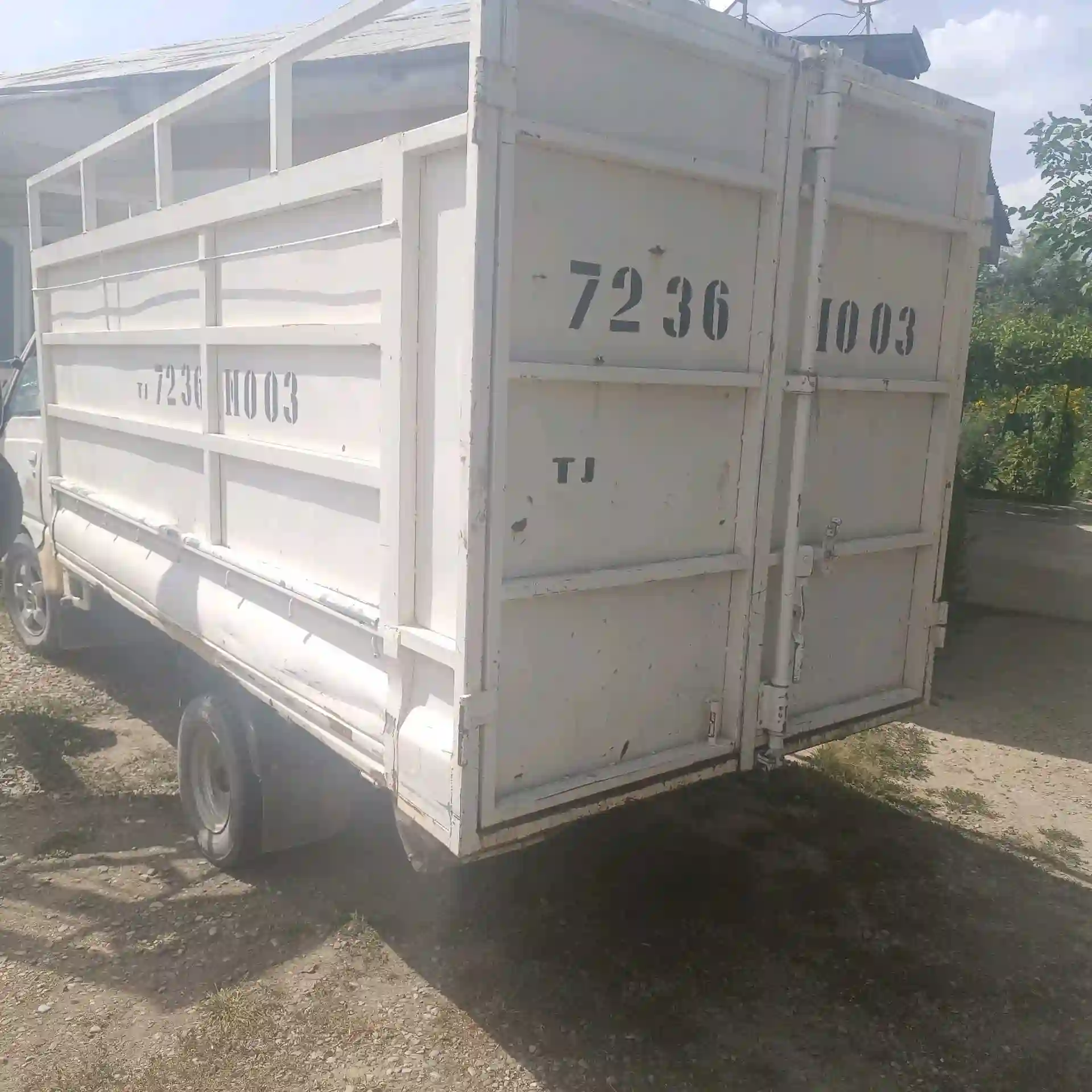 борт портер.1.ва2дам меша бе кабинка