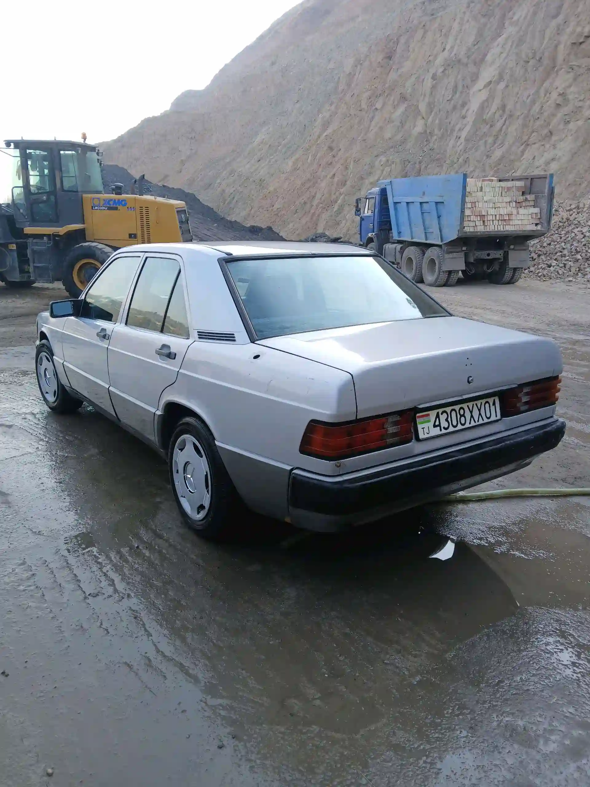 Mercedes-benz W201 1989 — миниатюра 2
