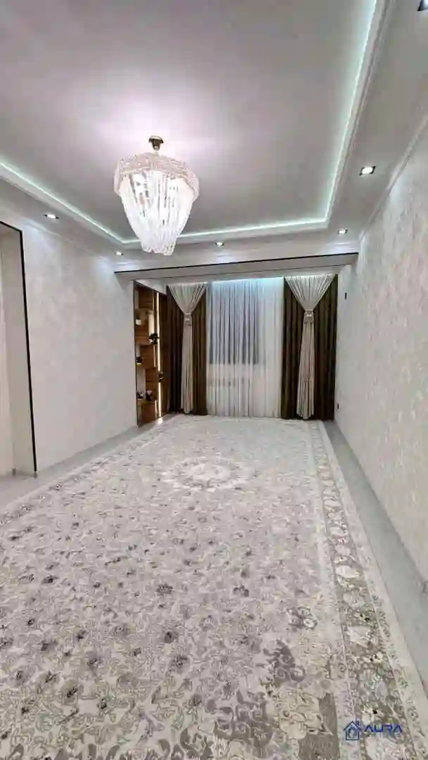3-к квартира, 8 этаж, 72 м², шохмансур