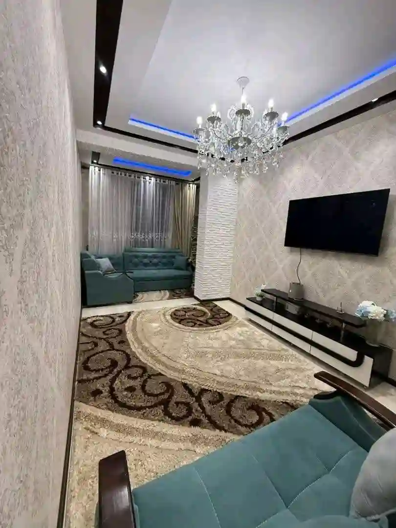 3-к квартира, 9 этаж, 84 м², Фирдавси гардиши Каператор доми Ролер