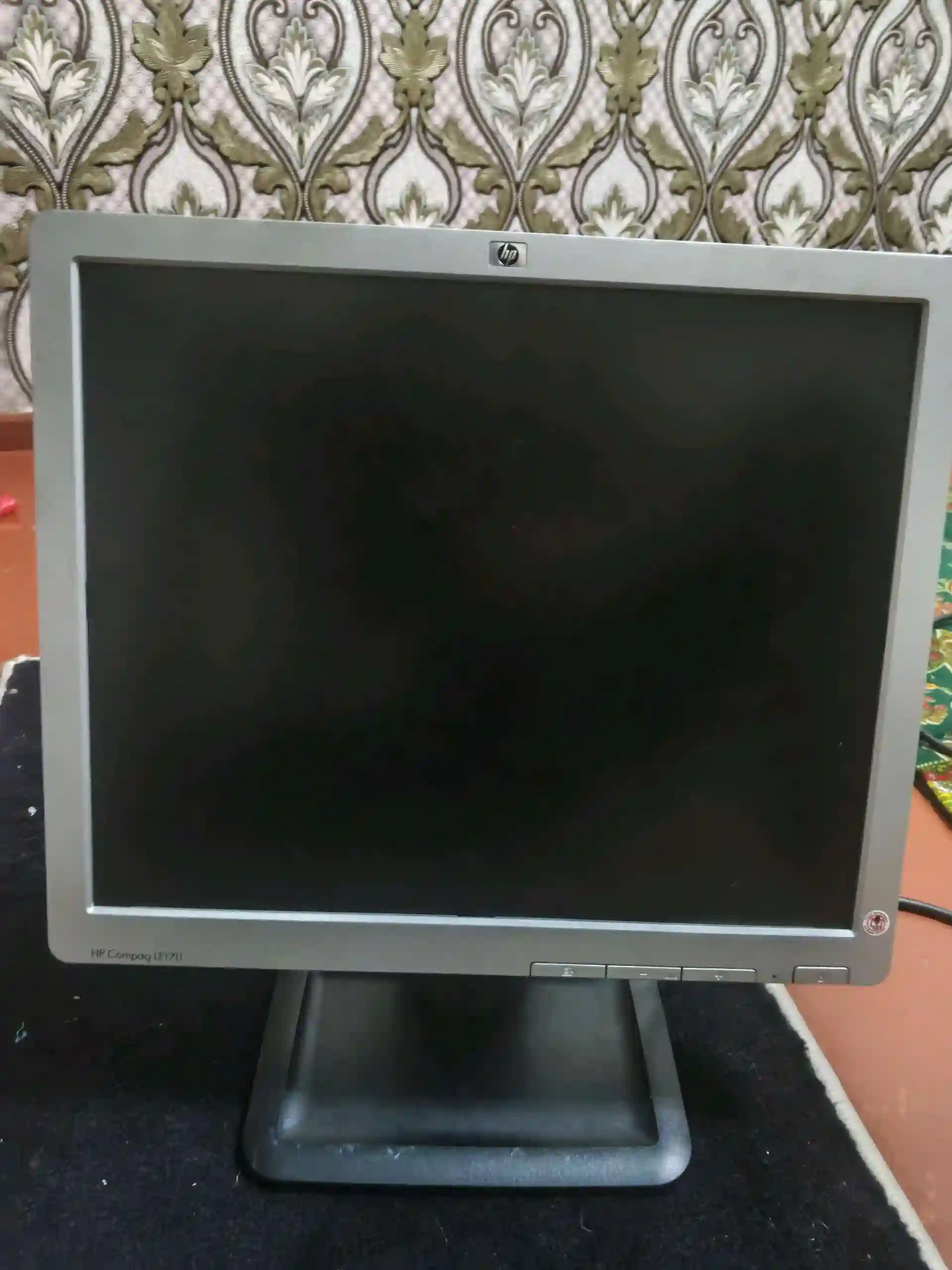 Монитор HP Compaq LE1711 17 VGA DVI