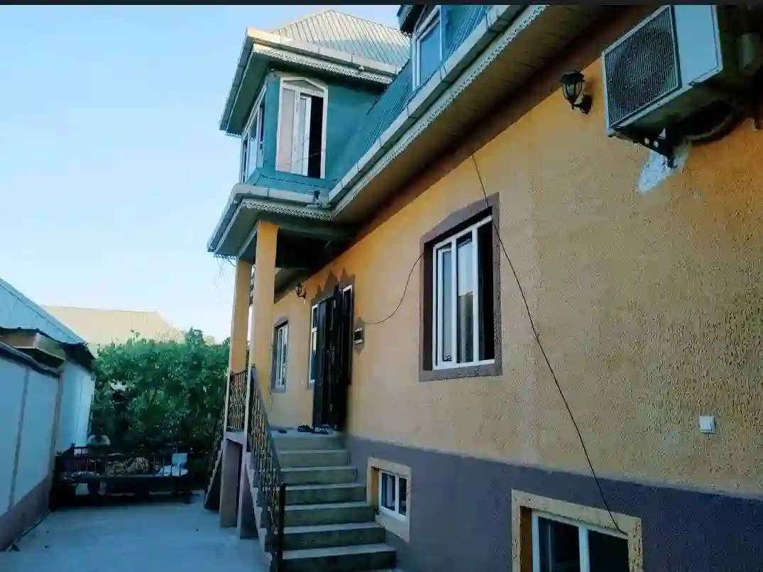 2 этажный, 5-комн. дом, 180 м², 3 соток, Сино