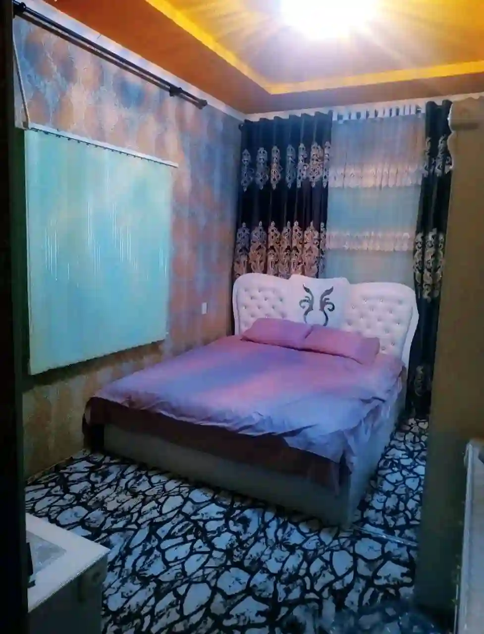 2 этажный, 5-комн. дом, 180 м², 3 соток, Сино
