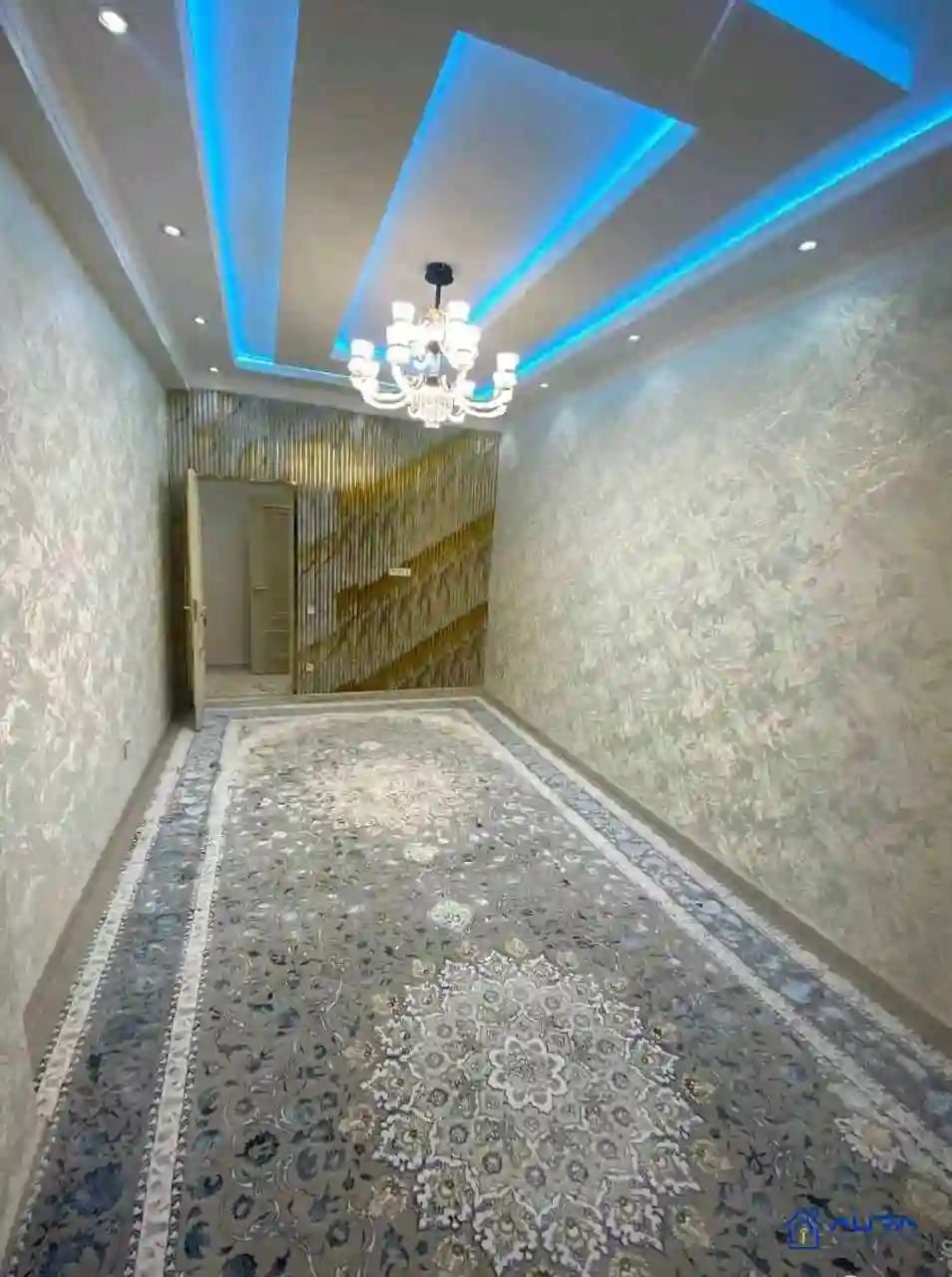 3-к квартира, 1 этаж, 1 м², Фирдавси