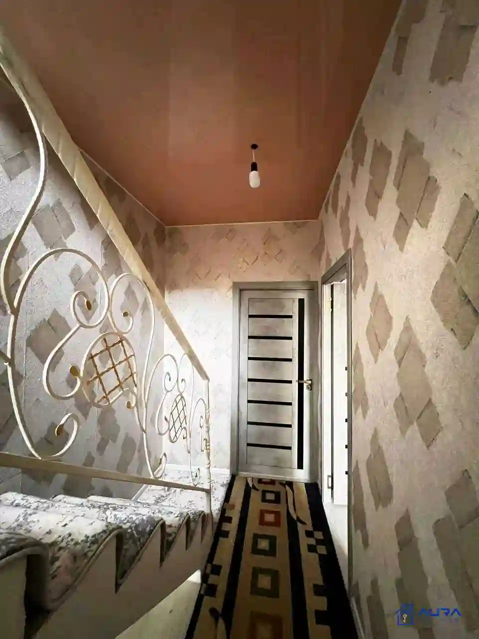 3-к квартира, 3 этаж, 100 м², Фирдавси