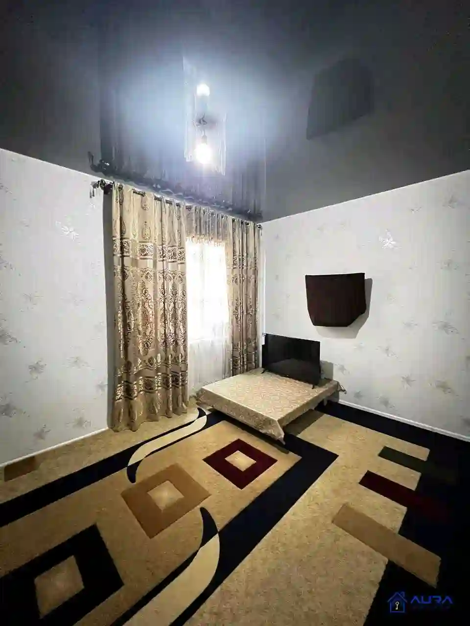 3-к квартира, 3 этаж, 100 м², Фирдавси