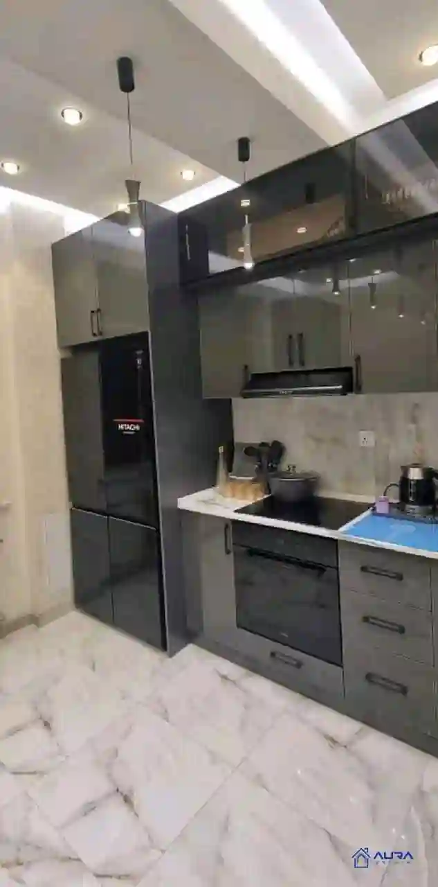 3-к квартира, 5 этаж, 110 м², Фирдавси