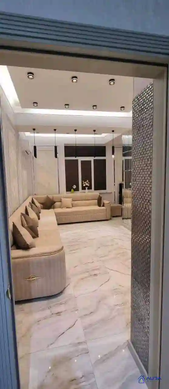 3-к квартира, 5 этаж, 110 м², Фирдавси