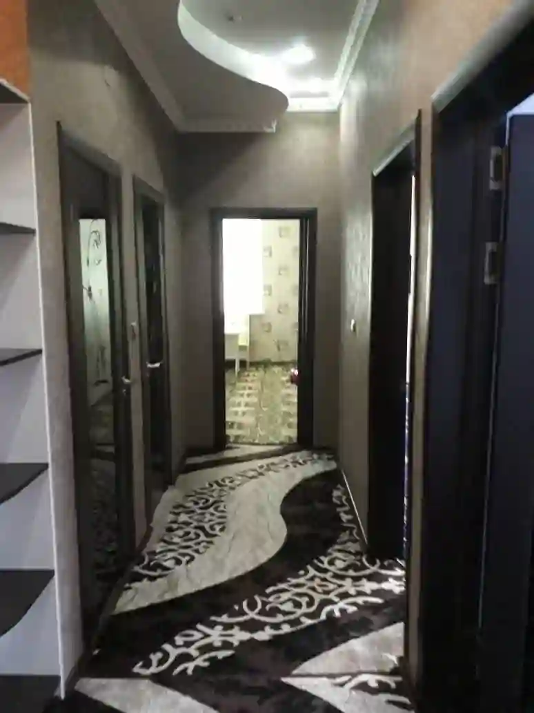 2-к квартира, 3 этаж, 84 м², кучай ғаффор Валоматзода