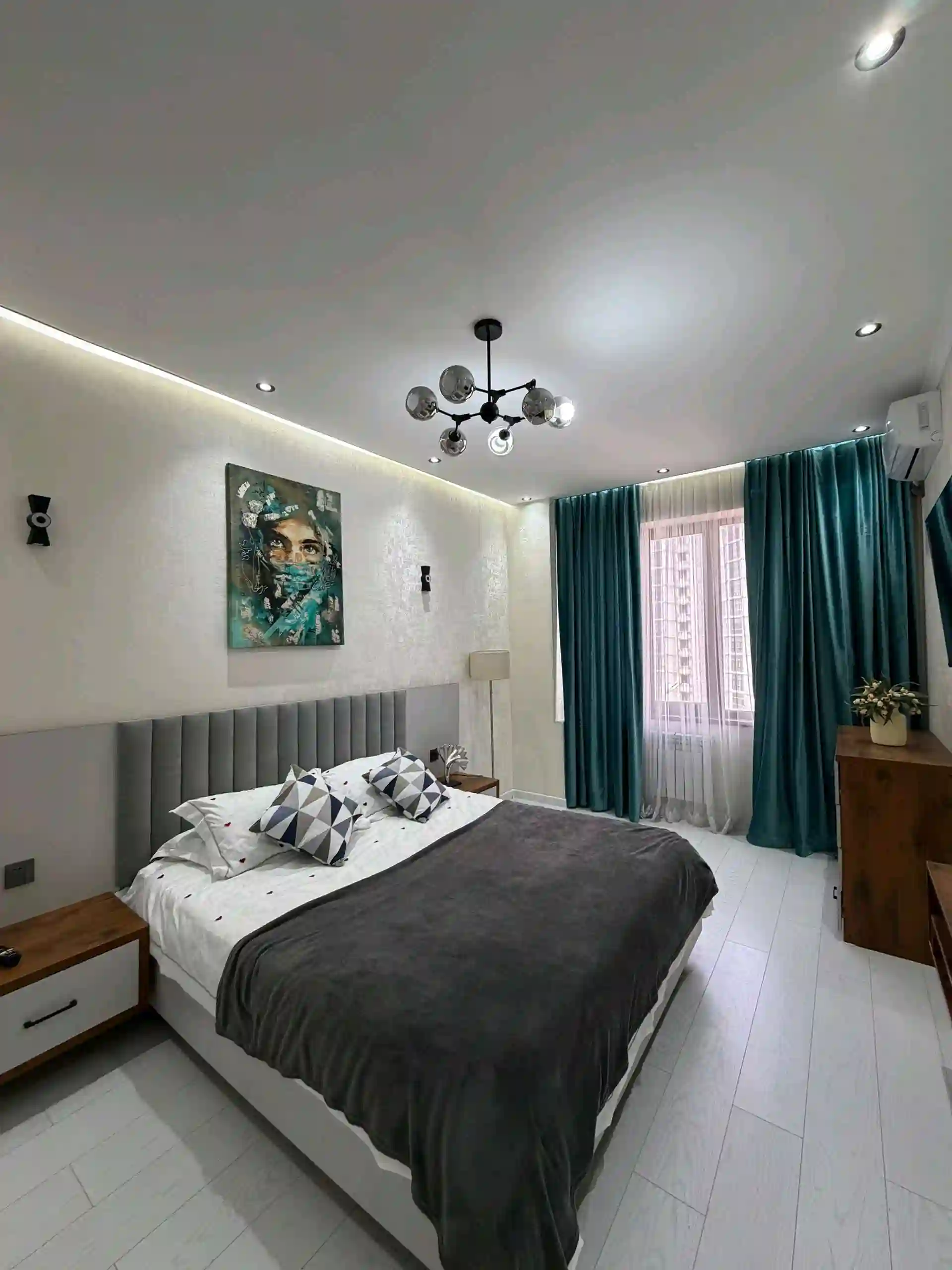 3-к квартира, 9 этаж, 112 м², Овир