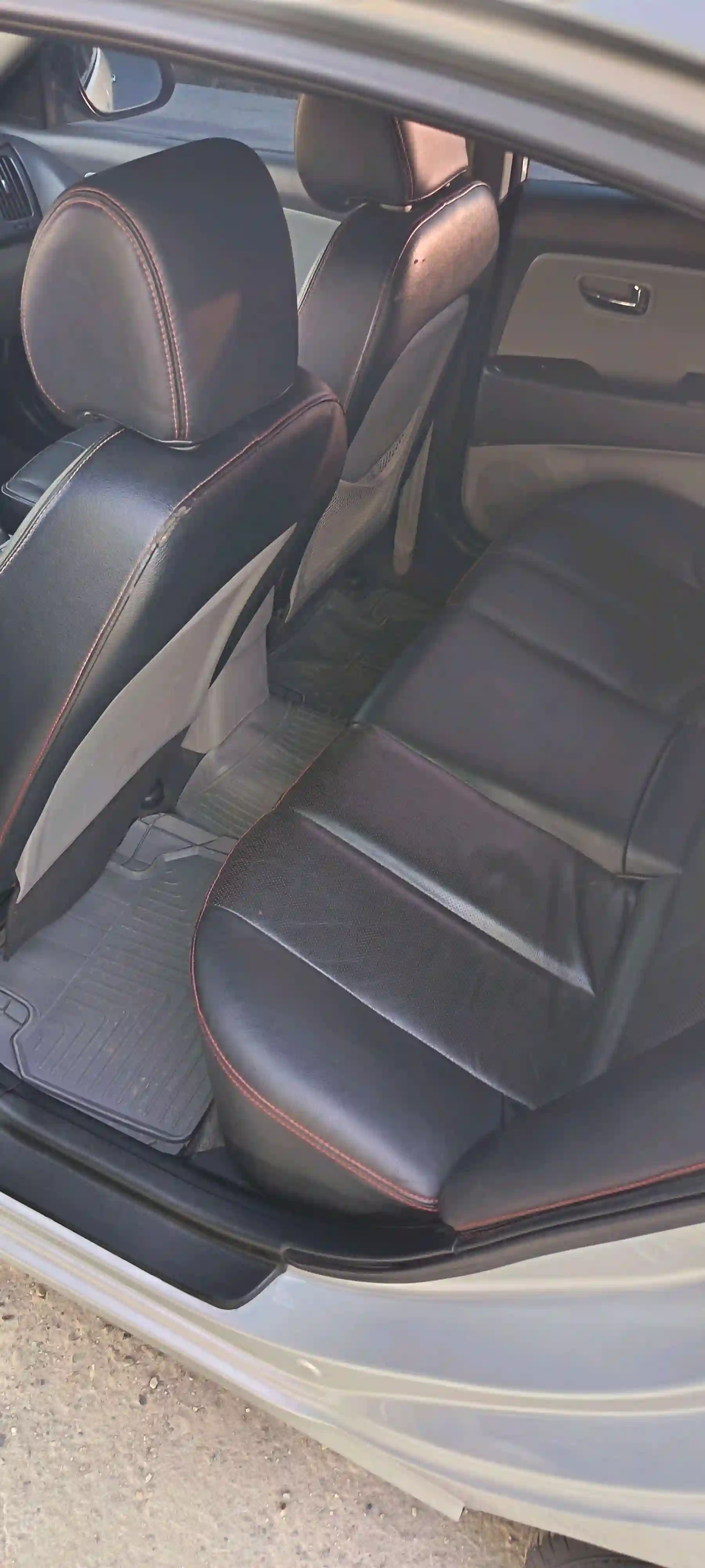 Hyundai Avante 2010