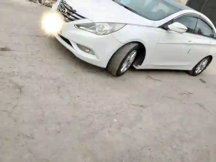 Hyundai Sonata 2011
